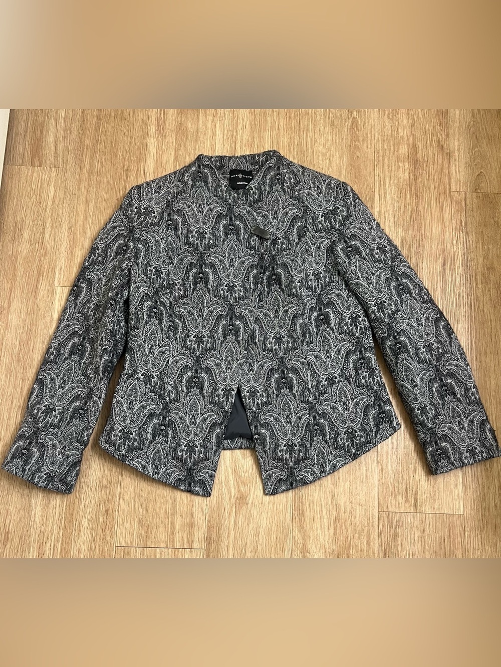 Doncaster Black & White Paisley-Print Suit Jacket